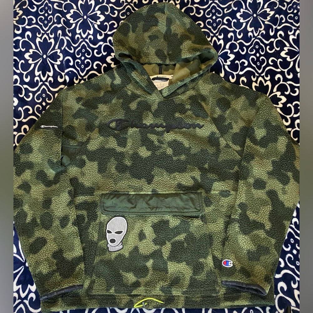 Champion hoodie